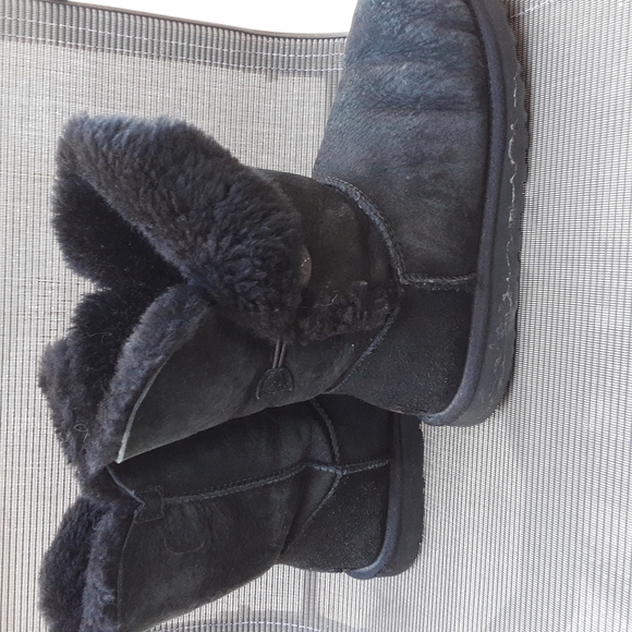 UGG ladies black boots size 9 - Picture 3 of 10